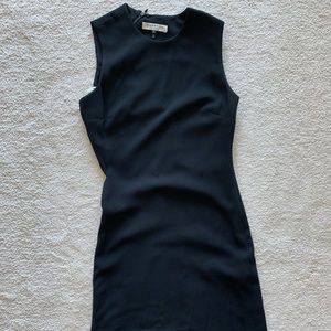 HALSTON HERITAGE gown. Leg slit, cut out dress